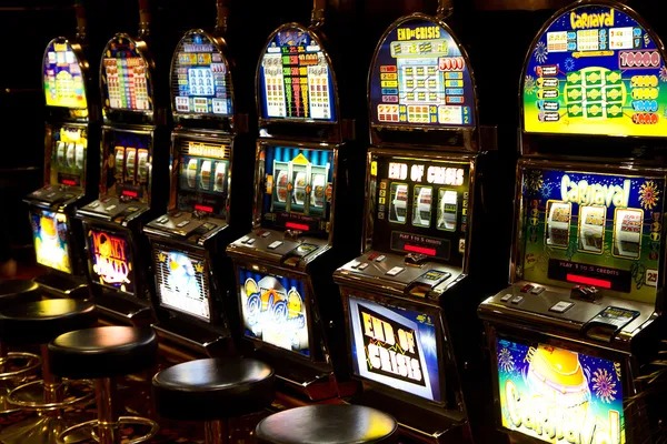Ikan Jackpot game interface on dede4d slot showing fish targets and score display